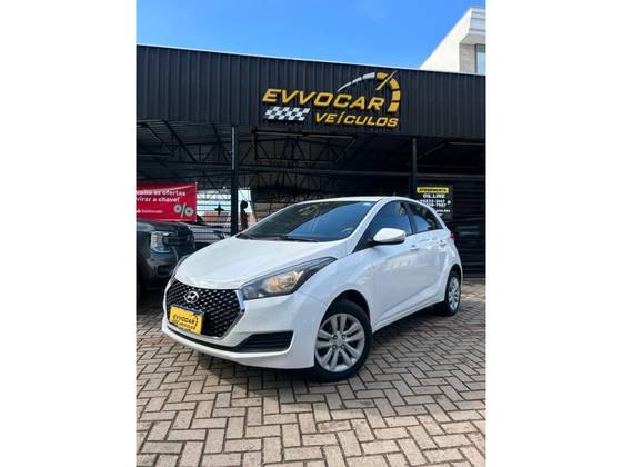 HYUNDAI HB20 1.0 COMFORT PLUS 12V TURBO FLEX 4P MANUAL